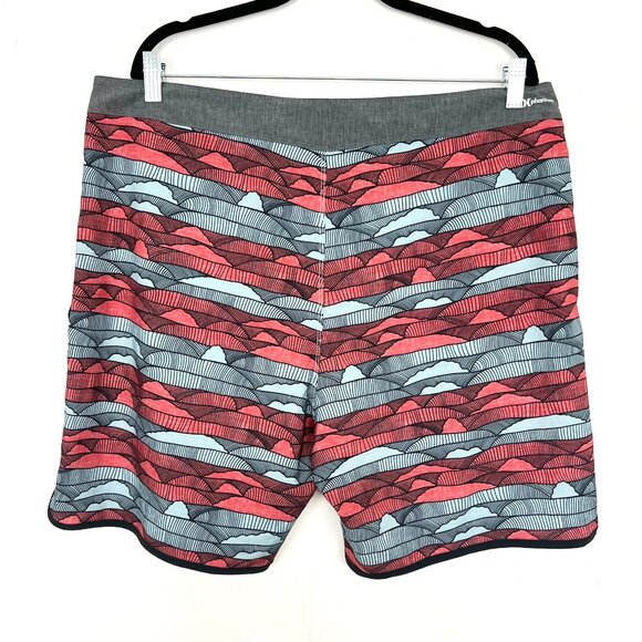 Hurley Board Shorts Red Blue Print Zip Pocket 36 Waist - Picture 3 of 3